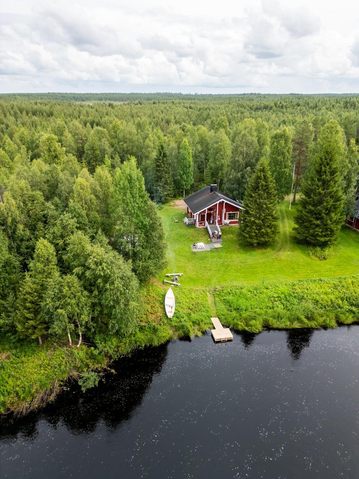 Lapin Villa Hiisi Joen Rannalla Ranua Kültér fotó